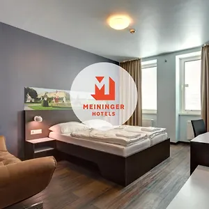 Hotel Meininger Downtown Sissi, Wien