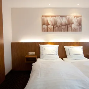 vizitați hotelul