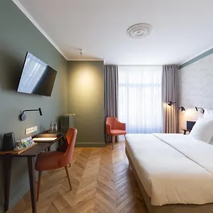 vizitați hotelul
